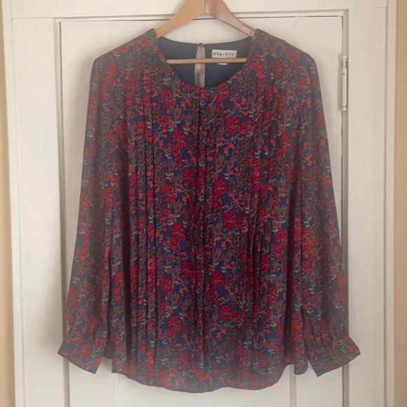 Ava & Viv Tops - Ava & Viv for Target. Size 1X. Beautiful print. Pintuck front.